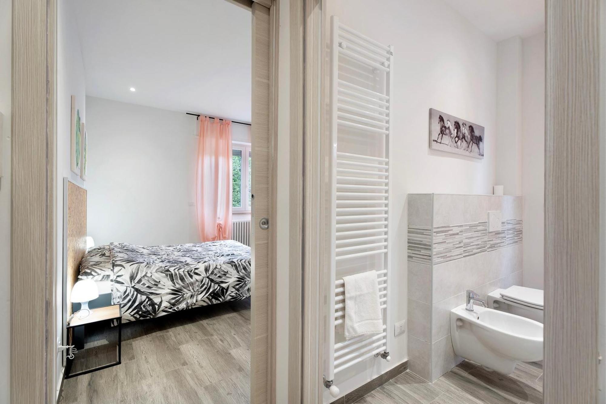Sweet Home Apartments Peperoncino Arona Exteriér fotografie
